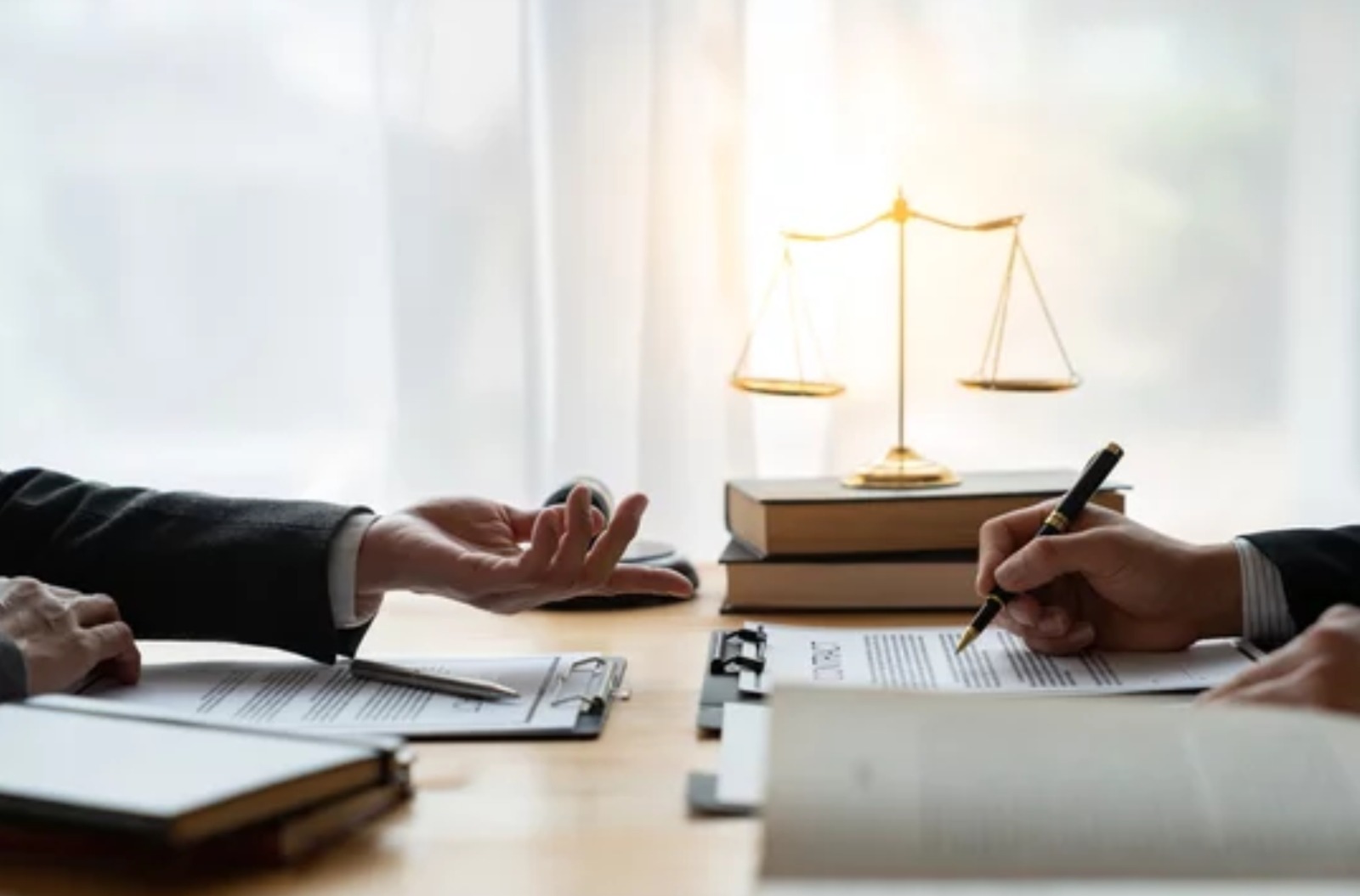 Professional insurance advisor